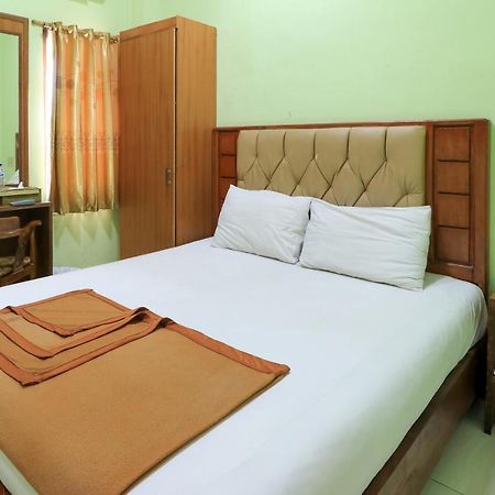 Hotel Prisma Sidoarjo Eksteriør bilde