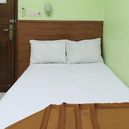 Hotel Prisma Sidoarjo Eksteriør bilde