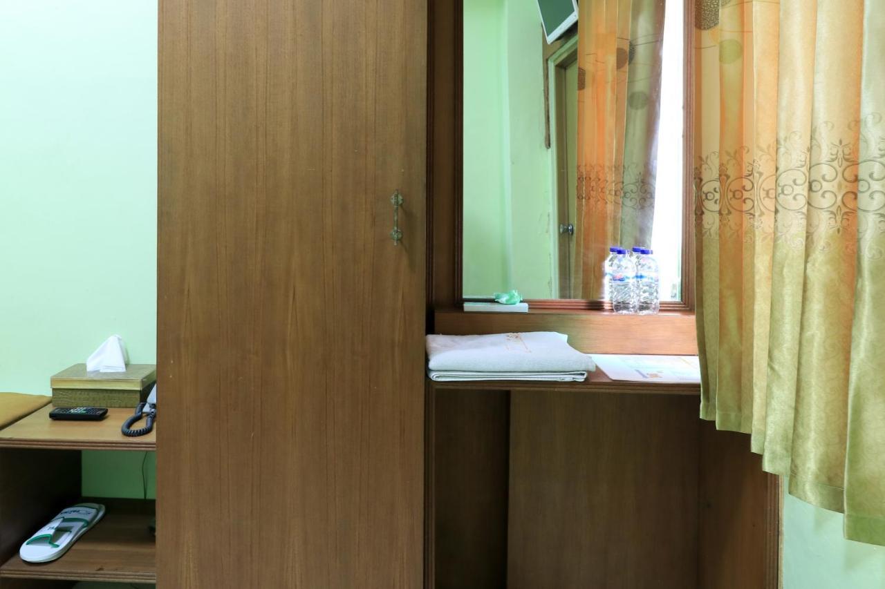 Hotel Prisma Sidoarjo Eksteriør bilde