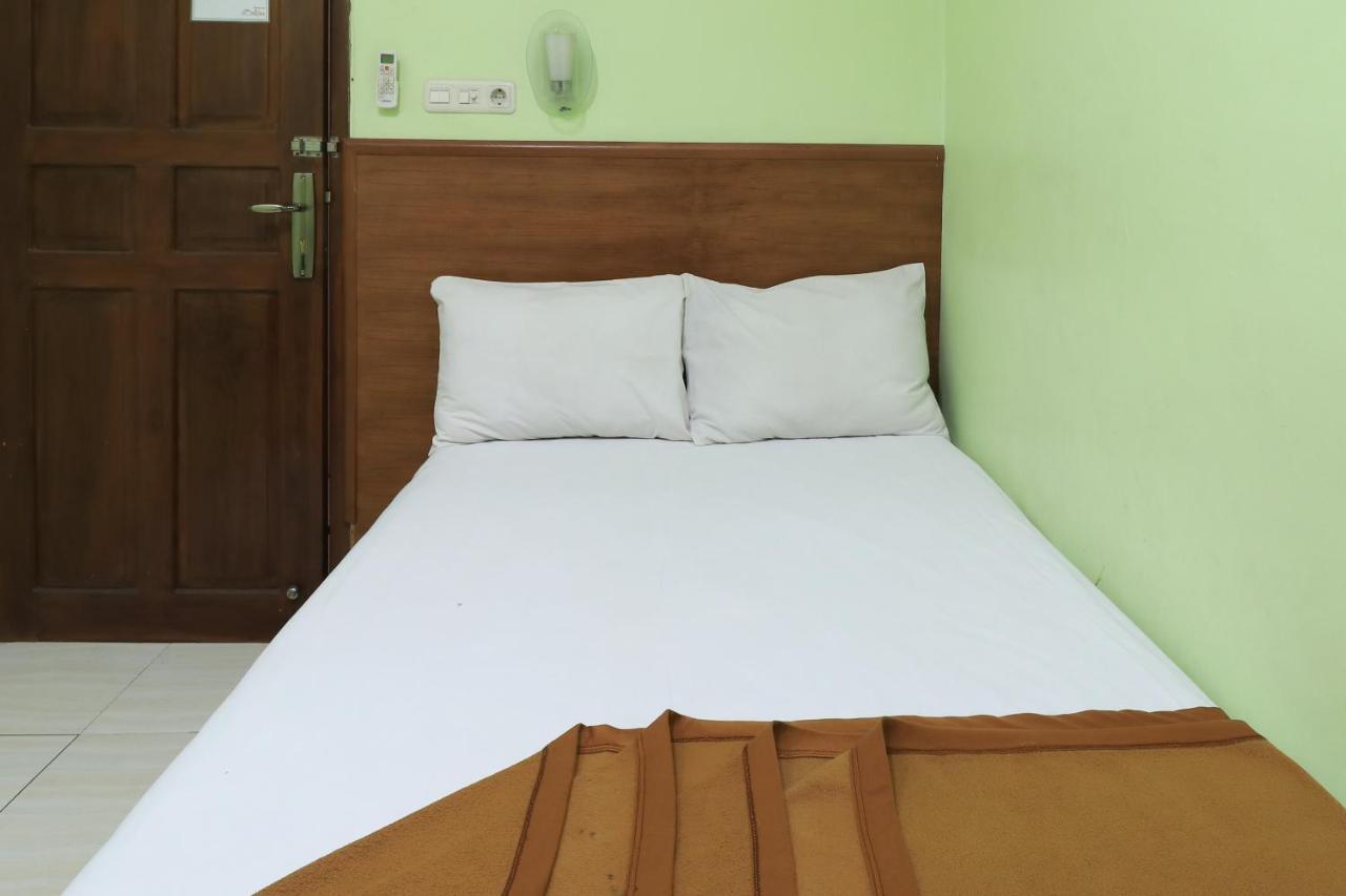 Hotel Prisma Sidoarjo Eksteriør bilde
