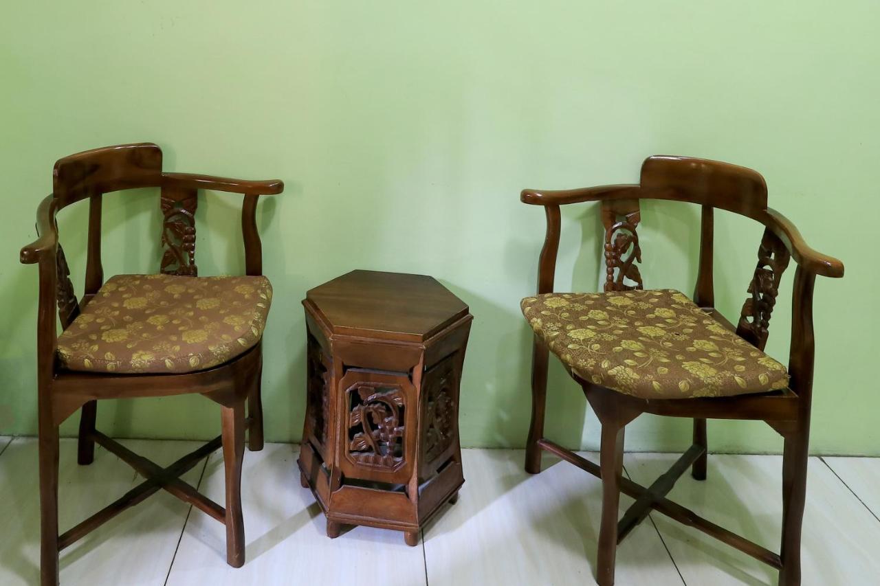 Hotel Prisma Sidoarjo Eksteriør bilde
